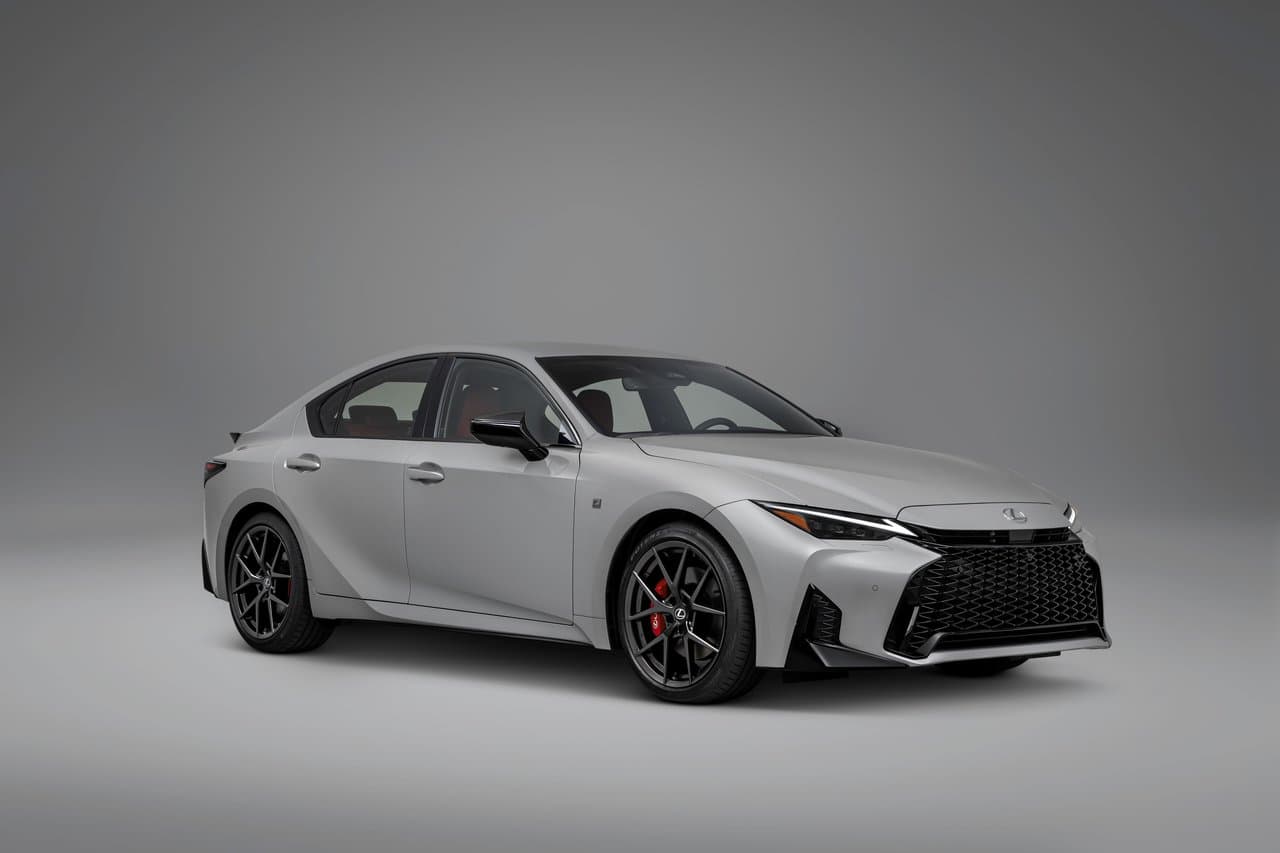Lexus IS